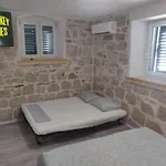 Stone Split