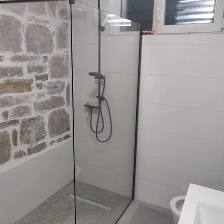 Apartment Stone *